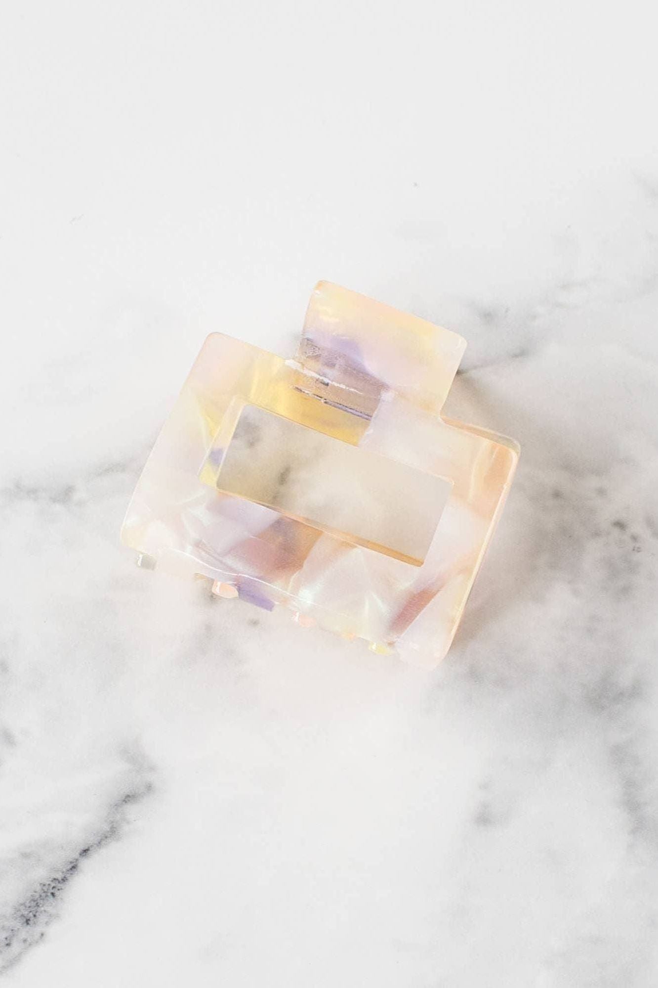Eco Kylie Hair Clip: Lavender Pearl