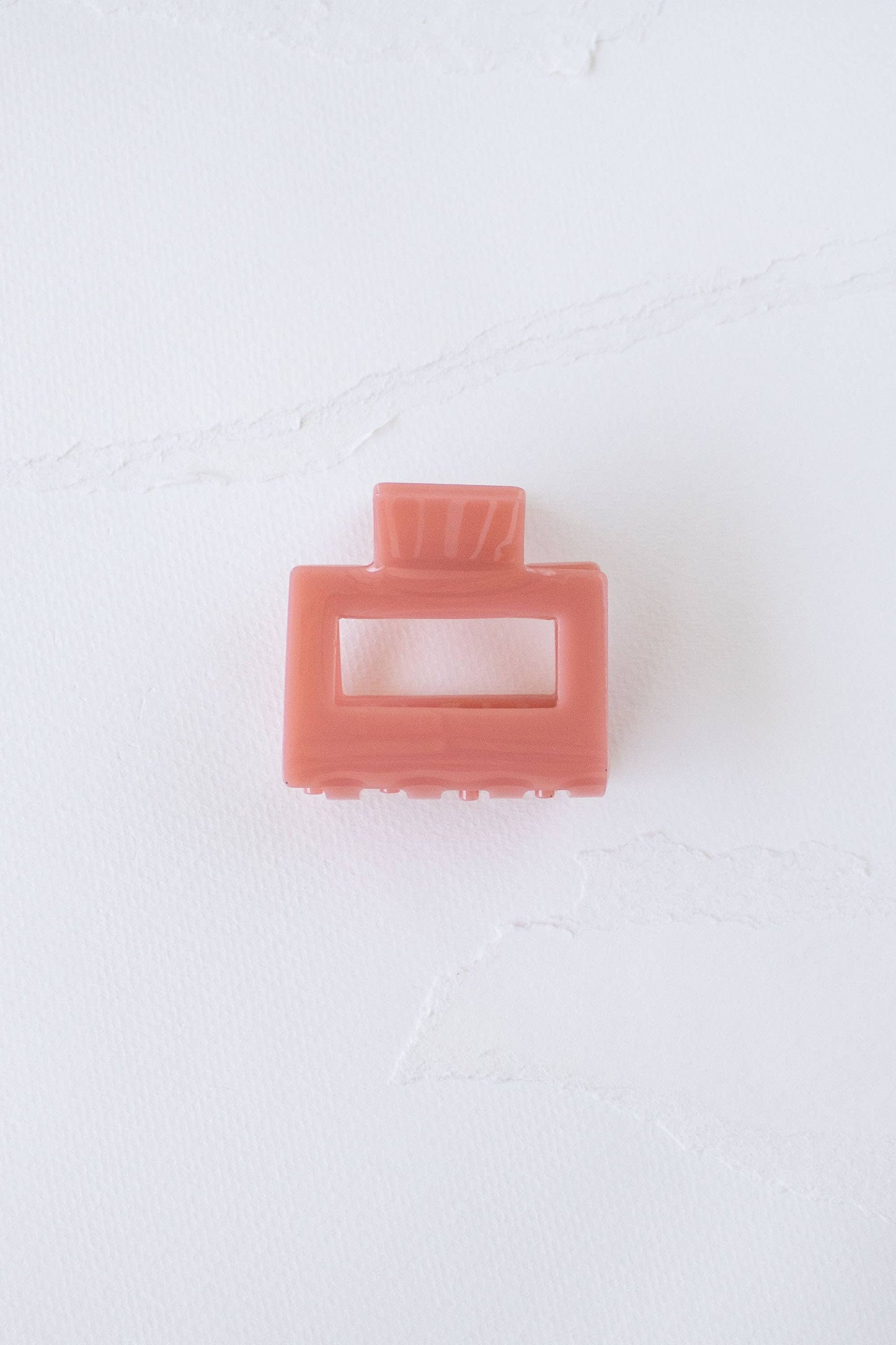 Eco Kylie Hair Clip: Coral Pink