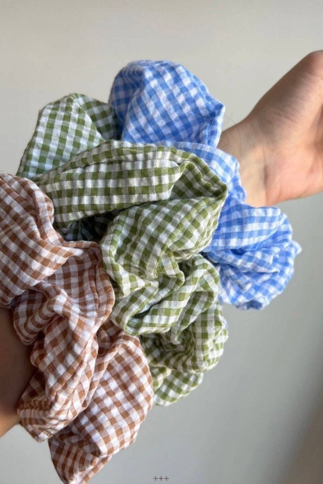 MINI GINGHAM SCRUNCHIES - neutral: Sand 🏝 / Everyday small size