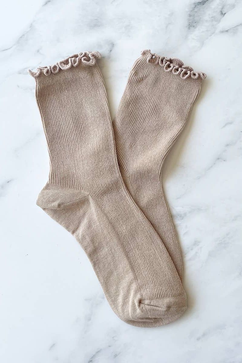 Wednesday Ruffle Socks: Mocha