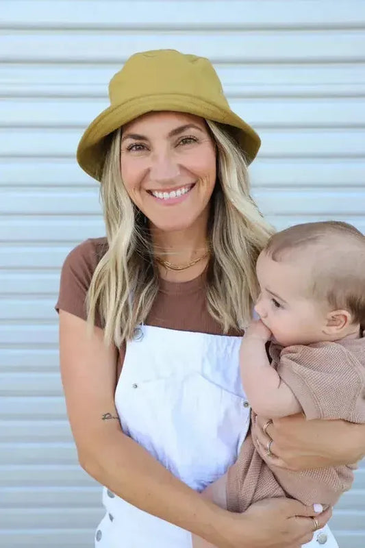Nylon Bucket Hat in Avocado