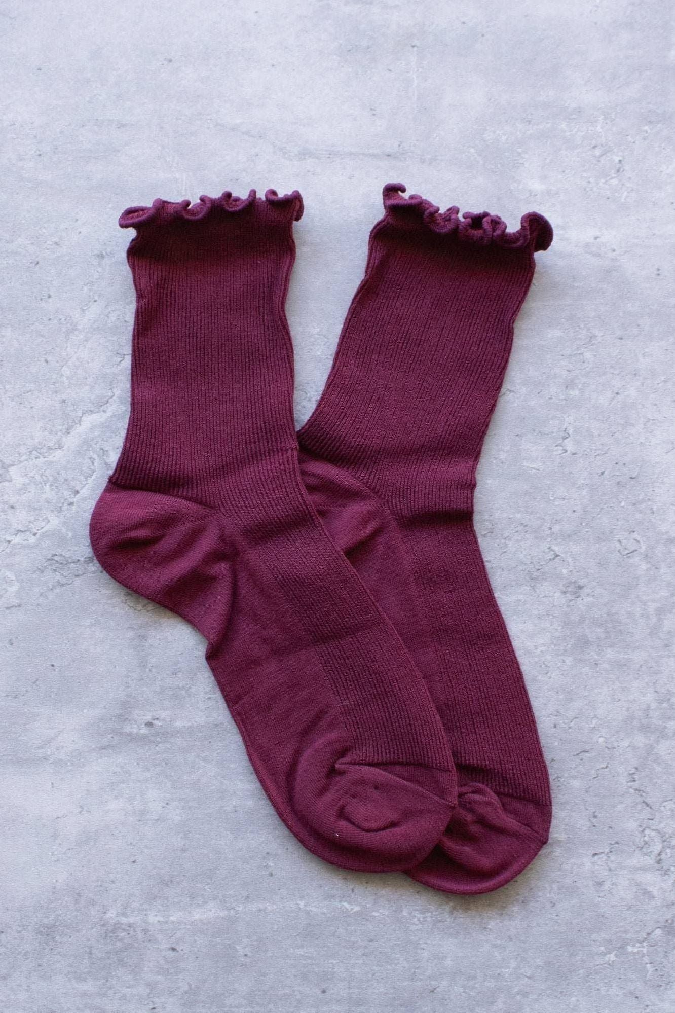 Wednesday Ruffle Socks: Mocha