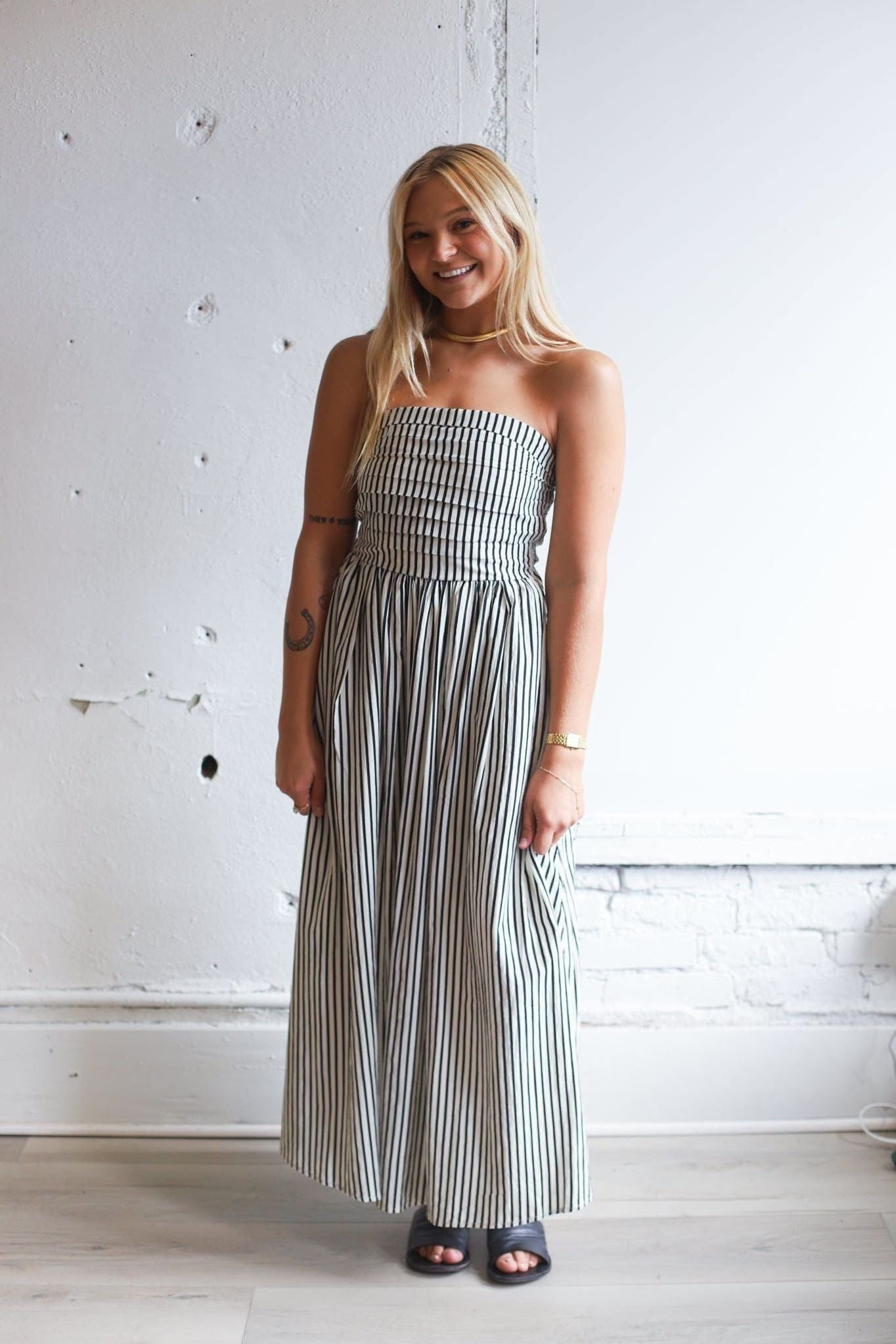 Capri Strapless Dress