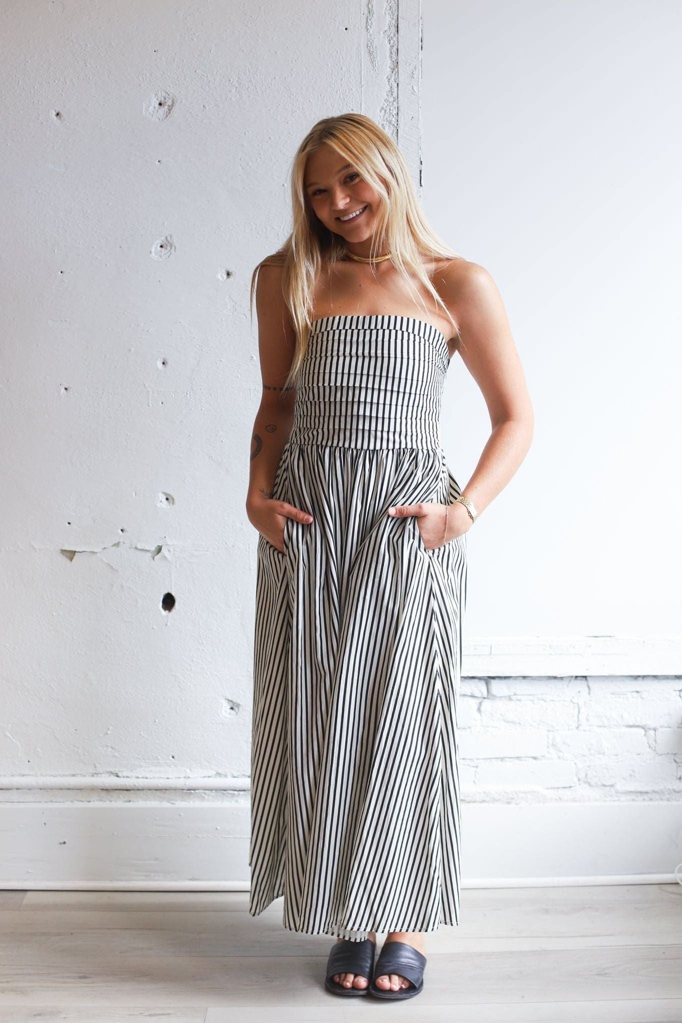 Capri Strapless Dress