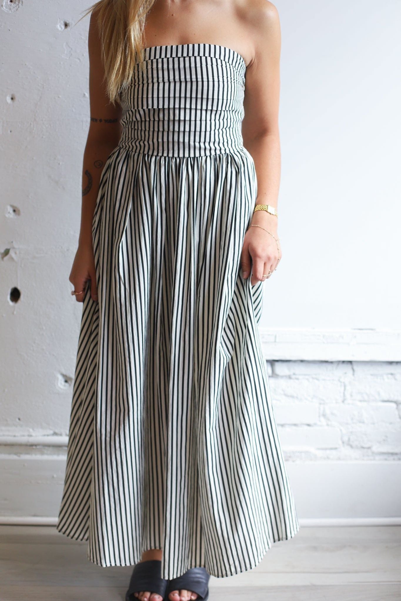 Capri Strapless Dress