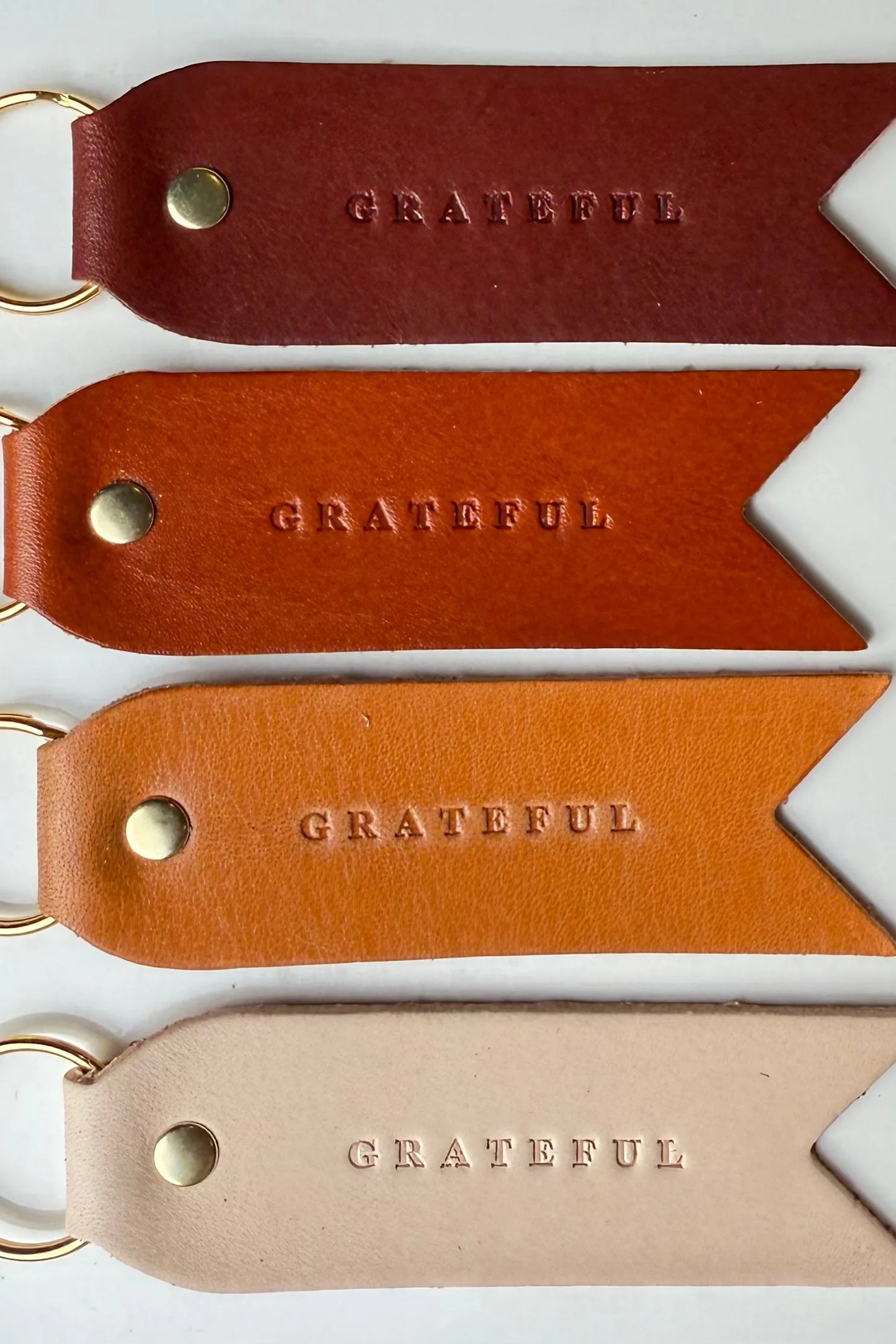 Twin Sparrow Keychain | GRATEFUL (flag)