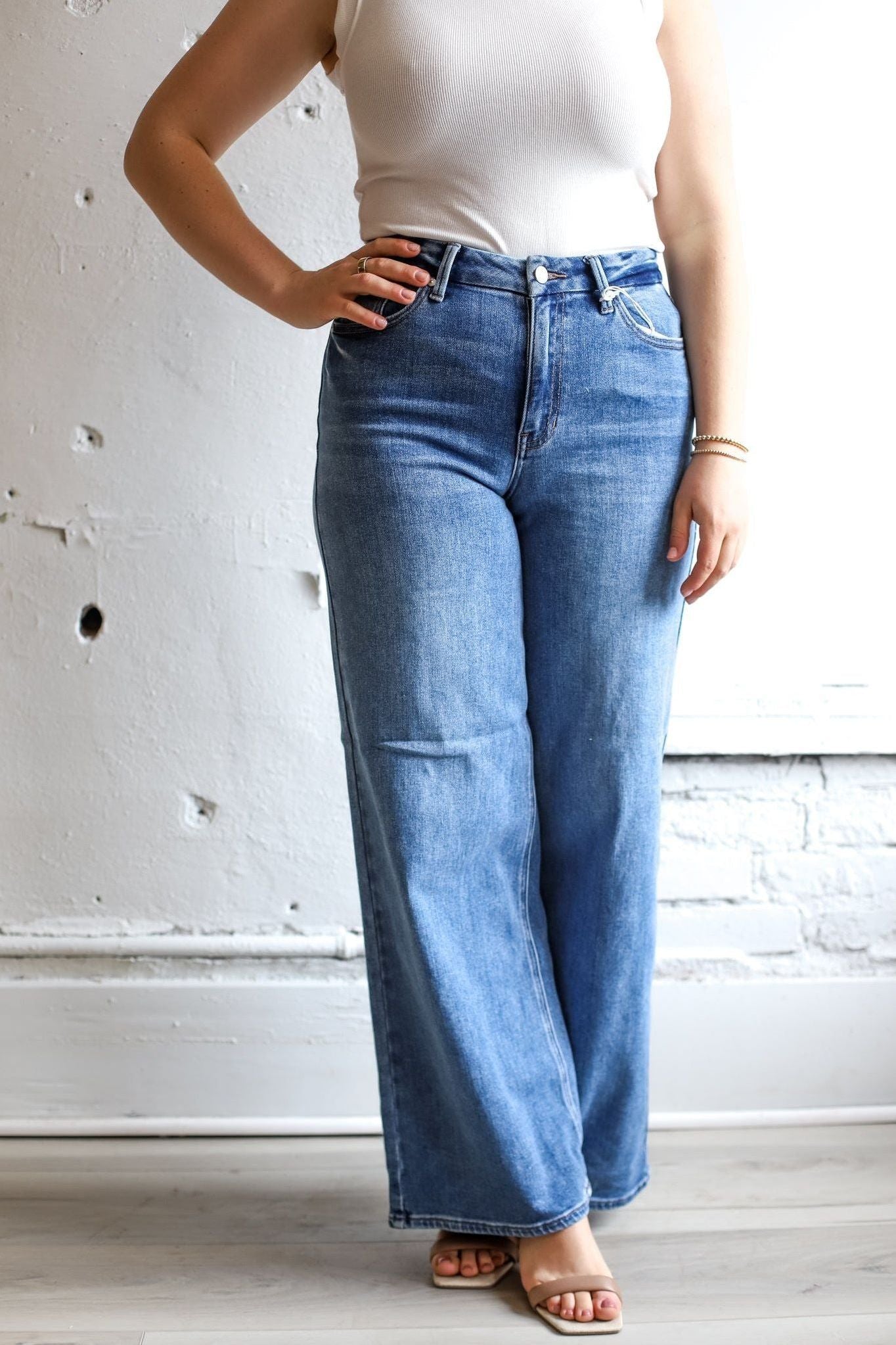 Chloe Wide Leg Jeans