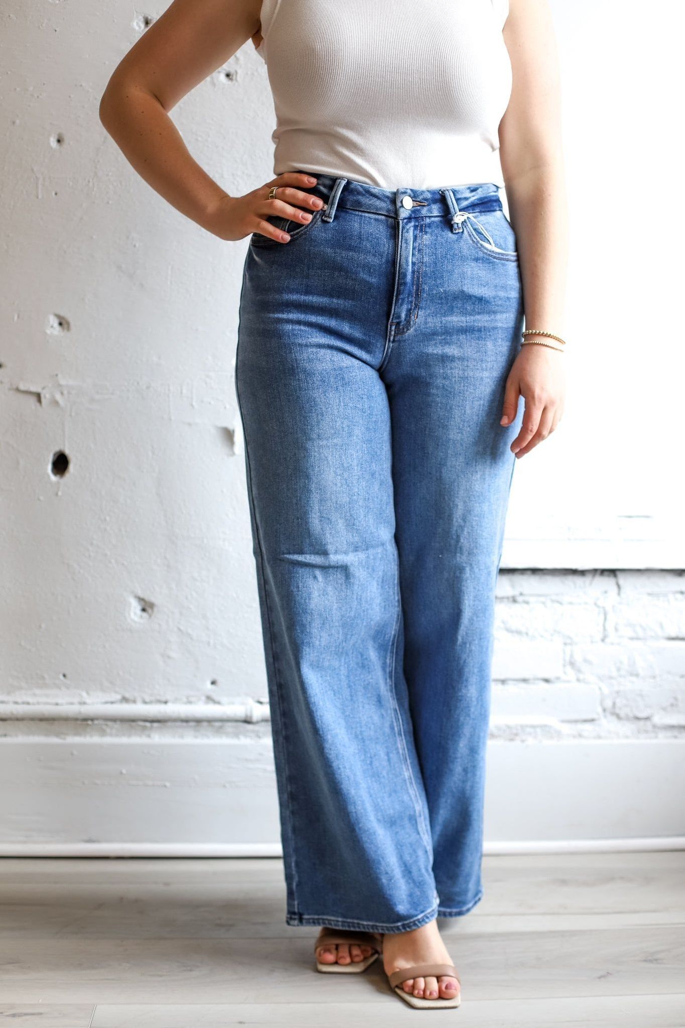 Chloe Wide Leg Jeans