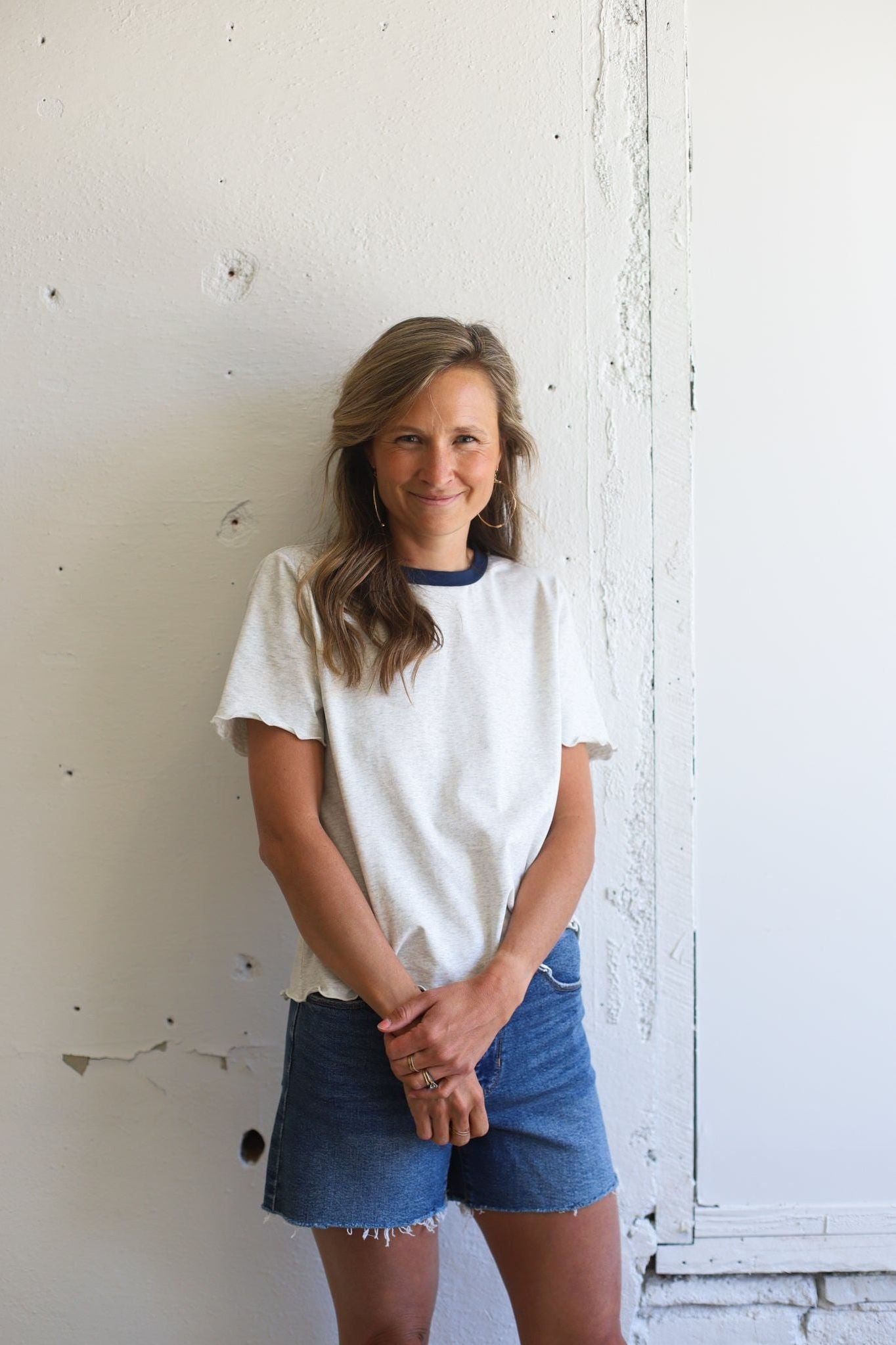 Loren Lettuce Hem Tee
