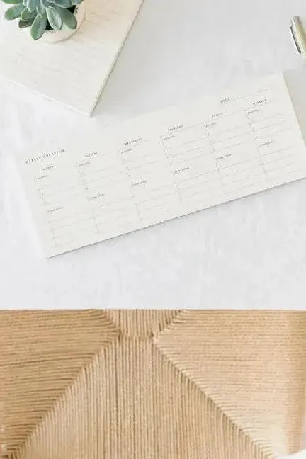 Weekly Keyboard Planner Deskpad