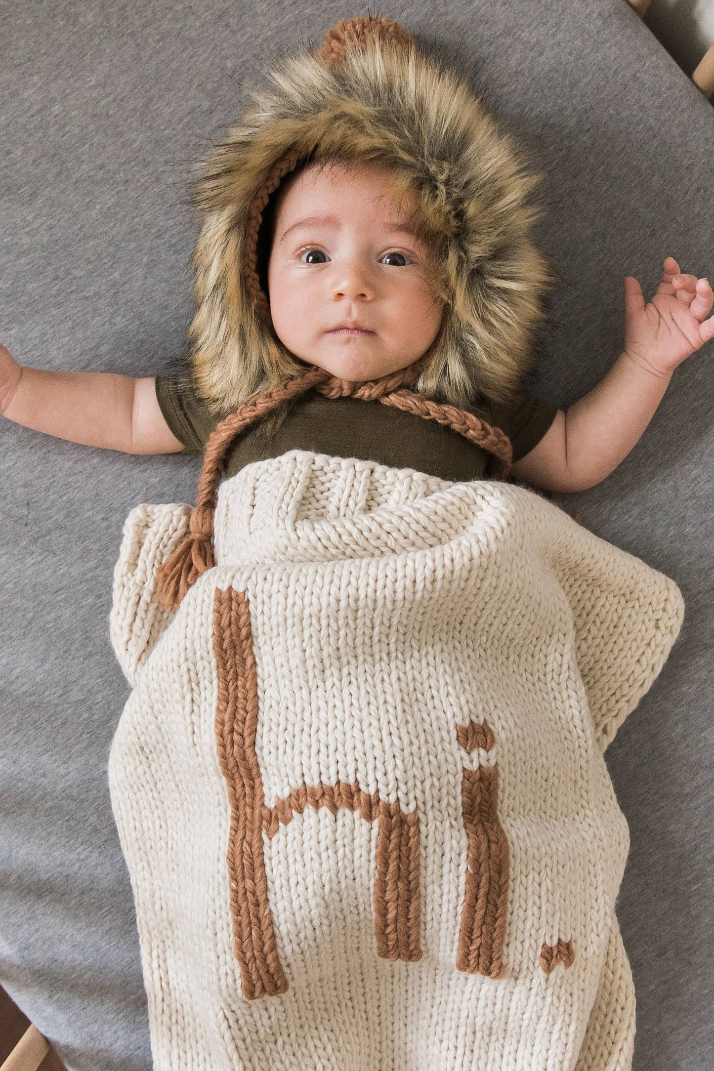 Hi. Hand Knit Baby Blanket Pecan: Pecan