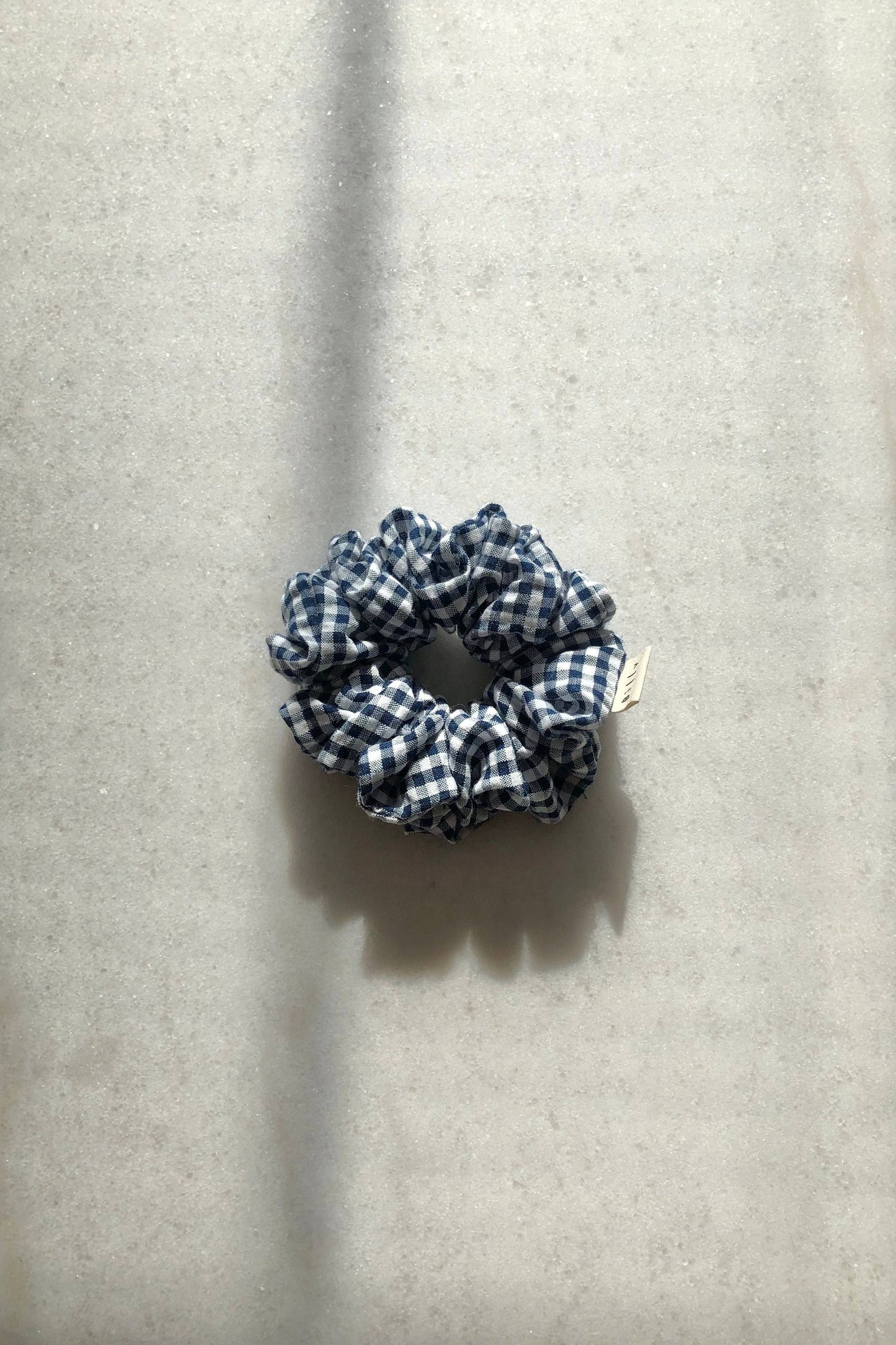 MINI GINGHAM SCRUNCHIES - neutral: Sand 🏝 / Everyday small size