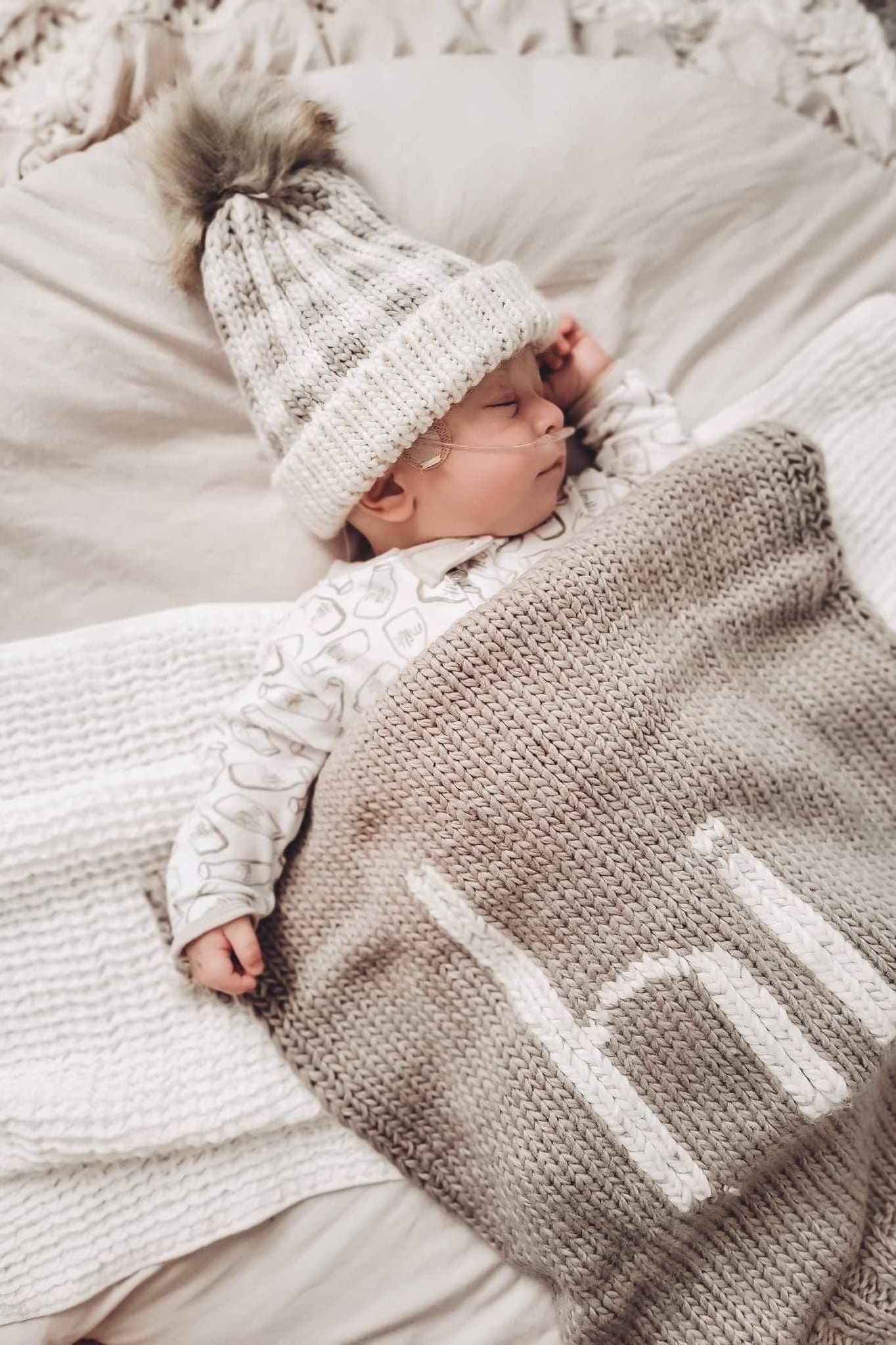 Hi. Hand Knit Baby Blanket Pebble: Pebble