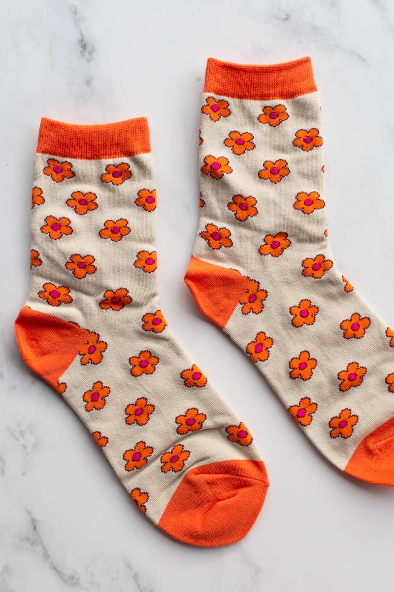 Doodle Flower Crew Socks: Yellow/Green