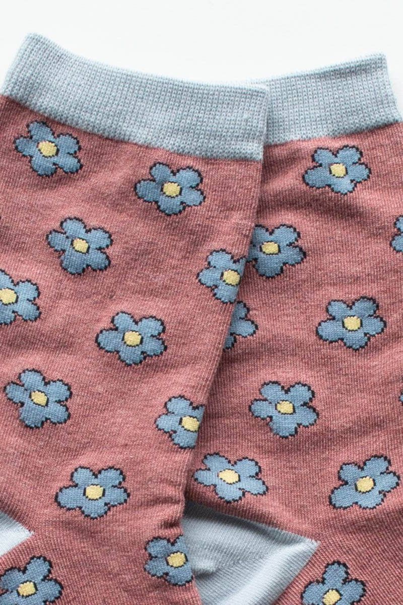 Doodle Flower Crew Socks: Yellow/Green
