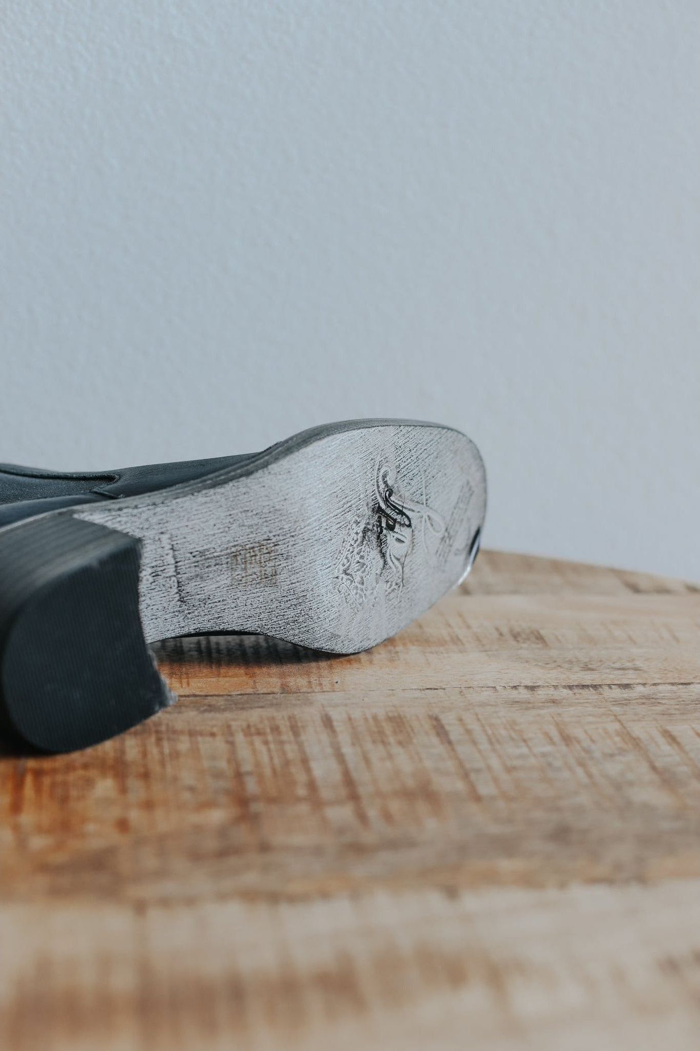 Free People Essential Chelsea Boots - Black