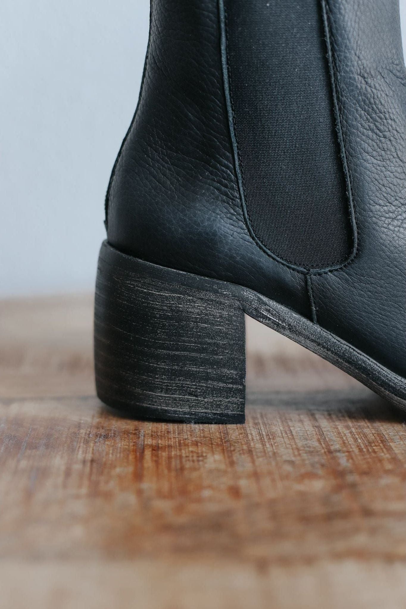 Free People Essential Chelsea Boots - Black