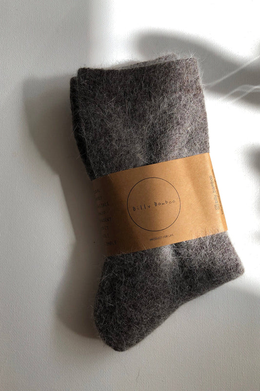 FLUFFY ANGORA SOCKS - NEUTRAL: Dark brown