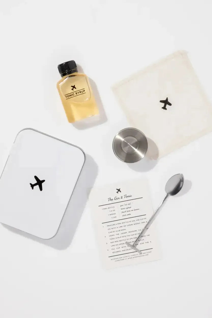 Gin & Tonic Carry-On Cocktail Kit