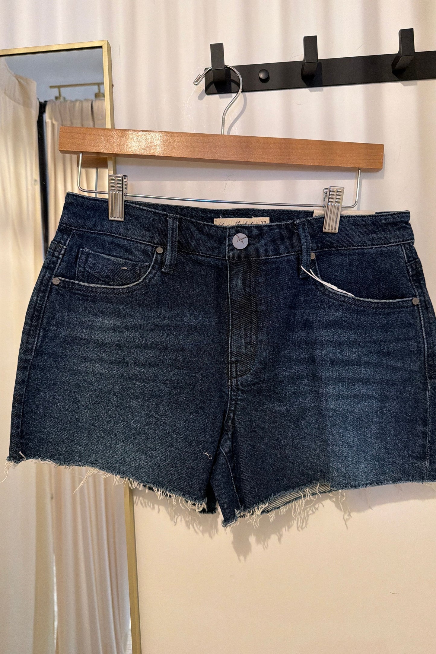 Laine Boyfriend Shorts