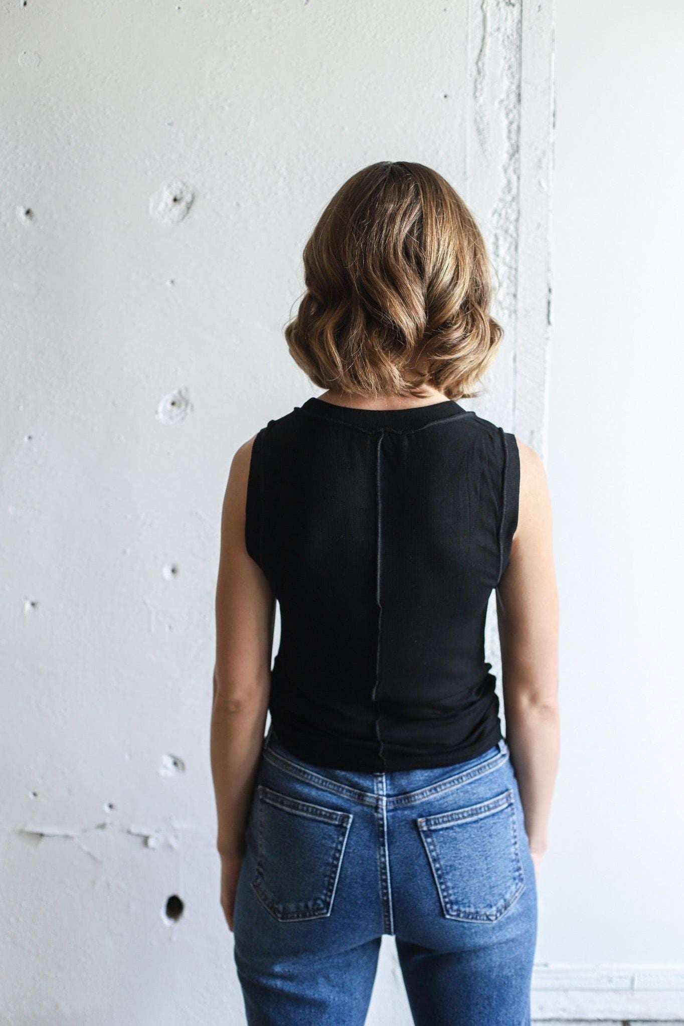 The Julia Tank- black