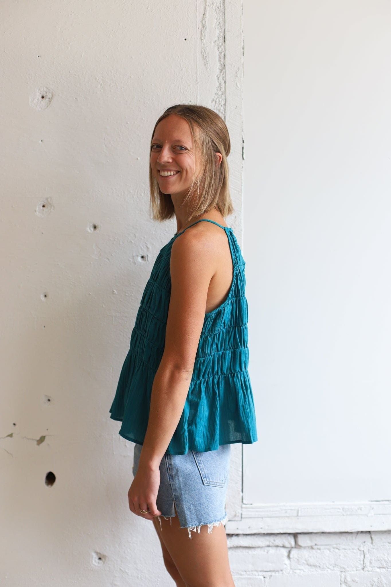 Merci Halter Tank