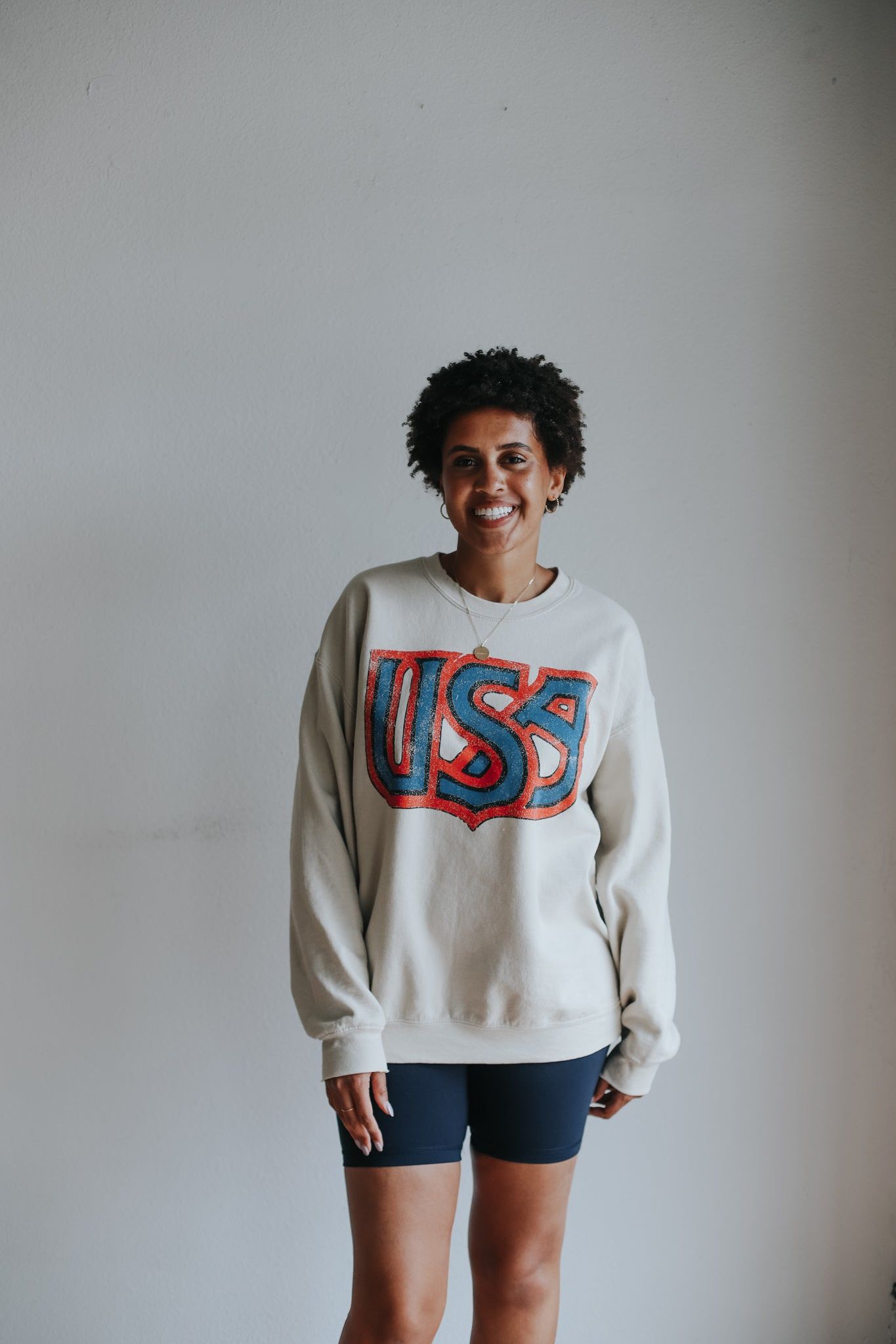 usa crewneck