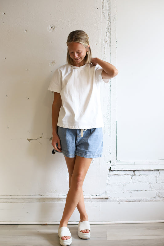Louise Tee