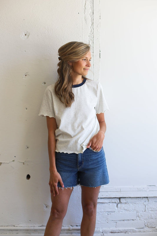 Loren Lettuce Hem Tee