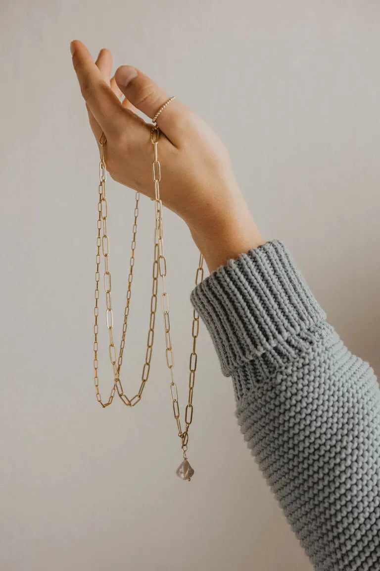 Pearly Paperclip Necklace