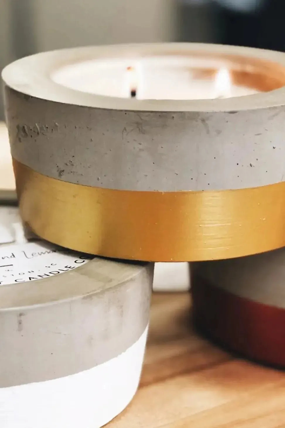 Concrete Candle 12oz - Gold Dipped - Oakmoss & Amber