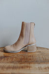Free People Essential Chelsea Boots - Sandy Beige