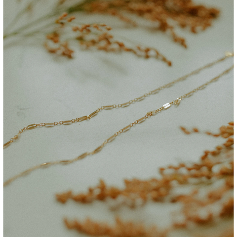 Magnolia Flower Disc Necklace - 5/8"